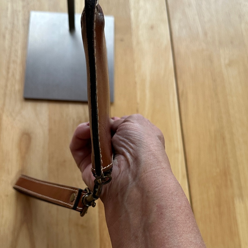 Patricia Nash Brown Leather Wristlet - Picture 6 of 8